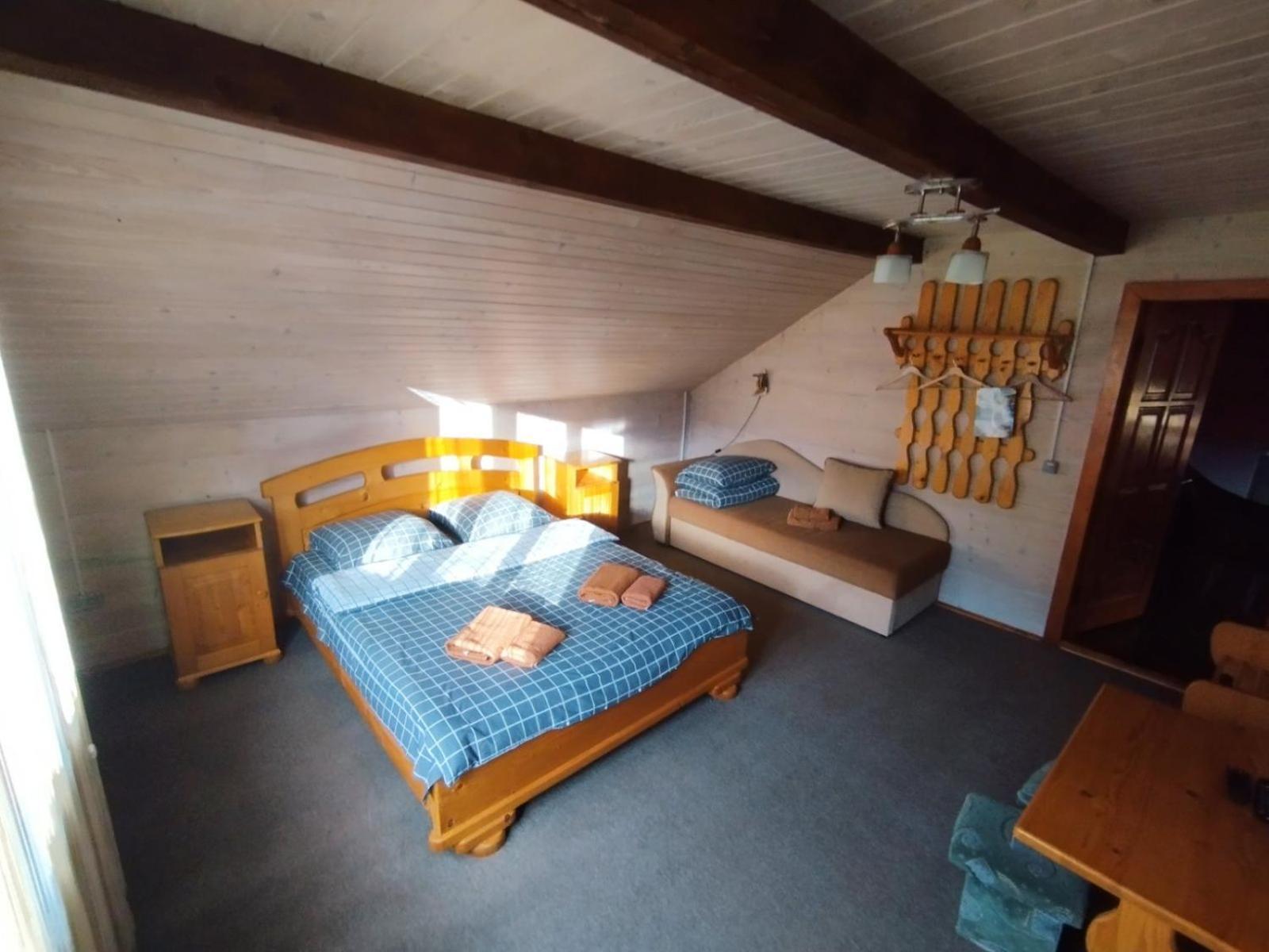 Lucy Hotel Jaremtsje Kamer foto