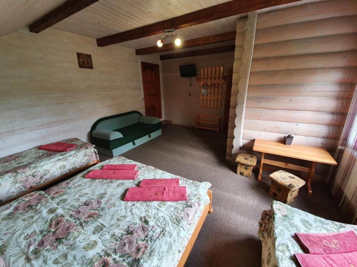 Lucy Hotel Jaremtsje Buitenkant foto