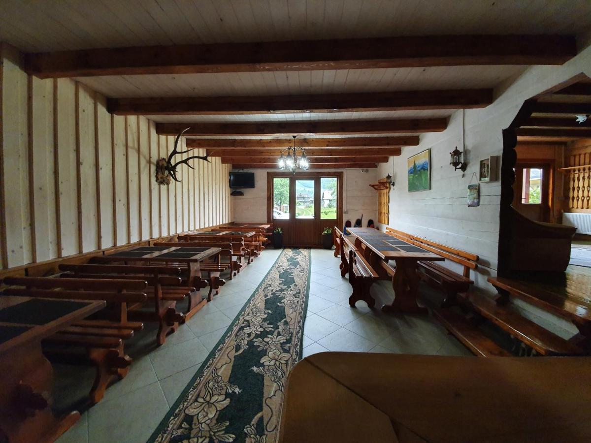 Lucy Hotel Jaremtsje Buitenkant foto
